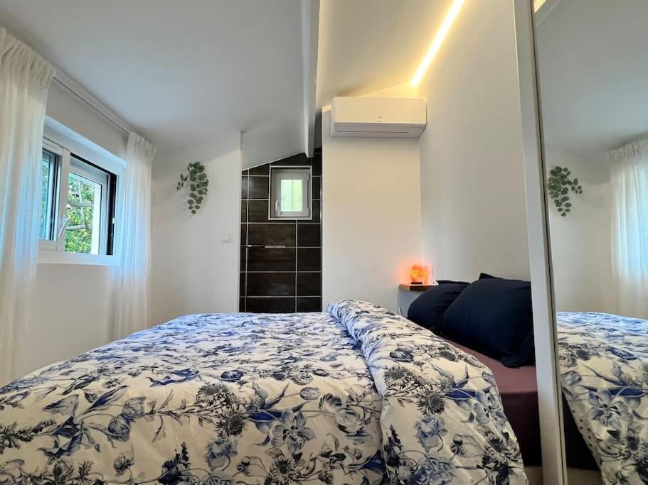 9 Ecluses Canal Du Midi-Maison T3 Belle Vue Avec Piscine Béziers Eksteriør billede